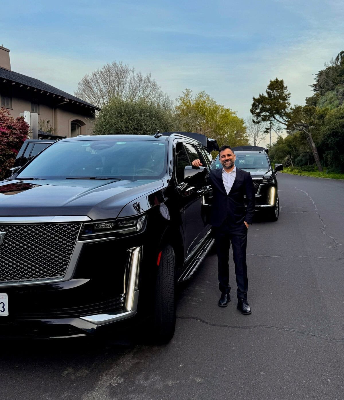 Luxury black car service in San Francisco Bay Area